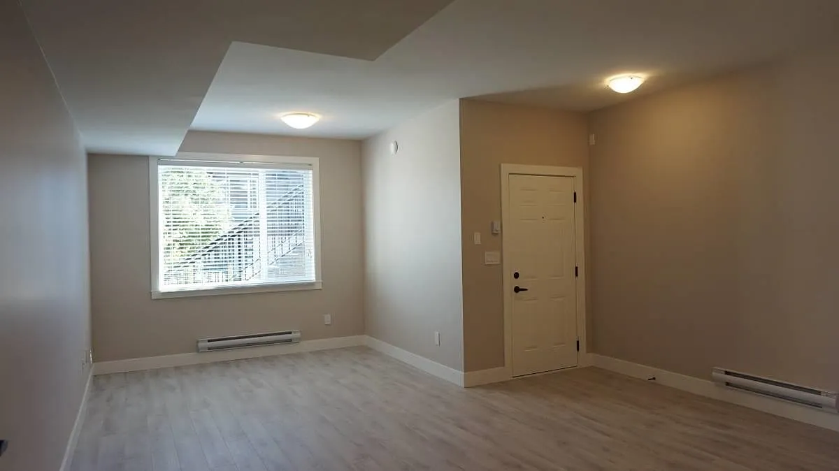1 bed, 500 sqft, $1,700 — Photo 3