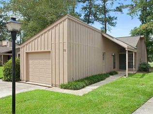58 N Court Villa Dr, Mandeville, LA 70471