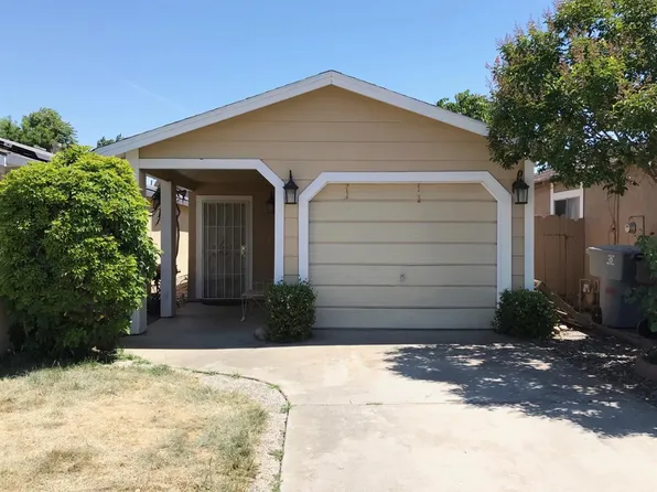 317 S Sierra Ave, Oakdale, CA 95361