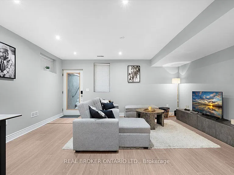 25A Mystic Ave — Photo 3