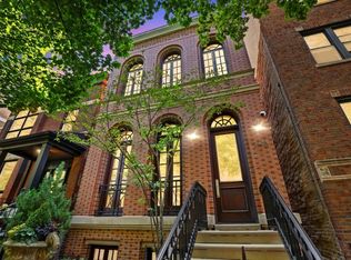 3454 N Marshfield Ave, Chicago, IL 60657