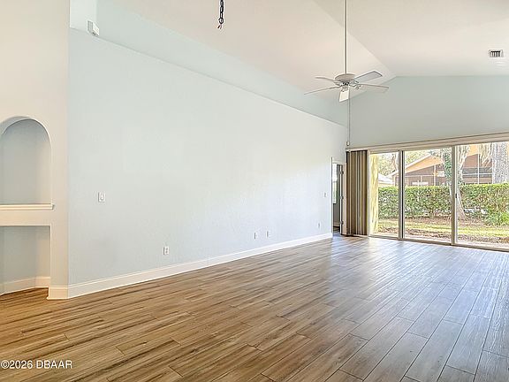 5th image of 3225 Lienster Cir
