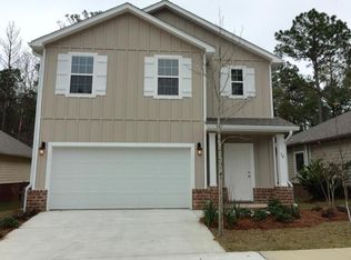 50 Marsh Lndg N, Freeport, FL 32439