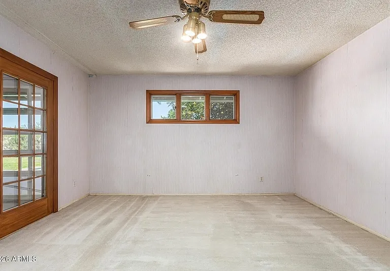 650 E Malibu Dr — Photo 22