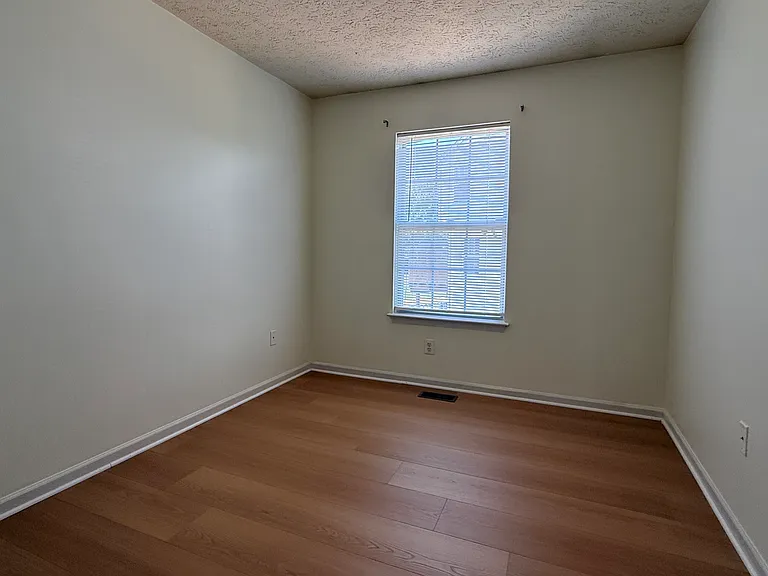 3340 Hollow Ct — Photo 26