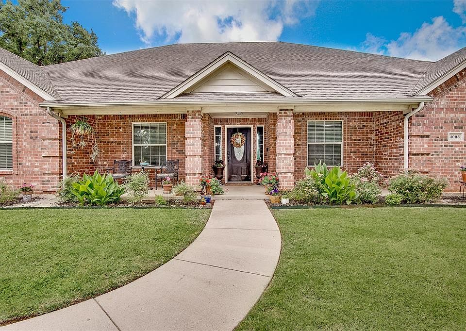 1st image of 4008 Crestwood Ct