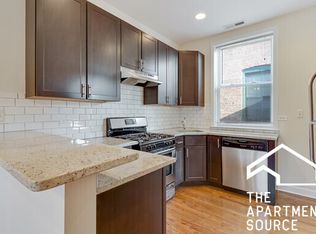 863 W Cornelia Ave APT 3, Chicago, IL 60657