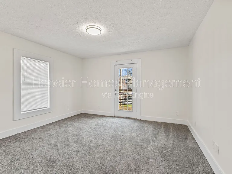 2920 Ruckle St — Photo 23