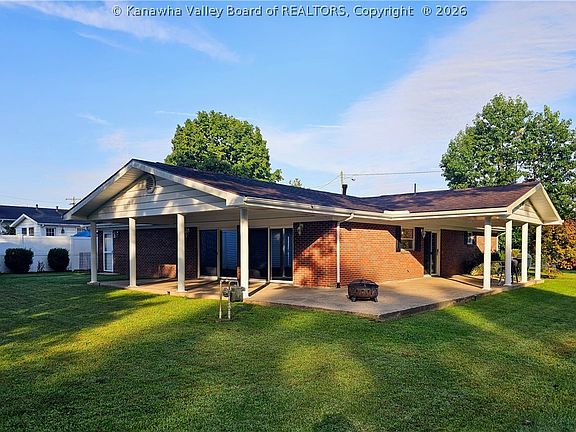 5th image of 912 Mossman Cir