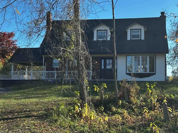 6760 Hunters Creek Rd, Imlay City, MI 48444