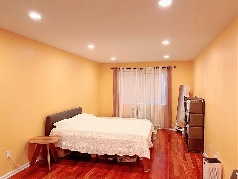 500 Central Park Ave #117 — Photo 8