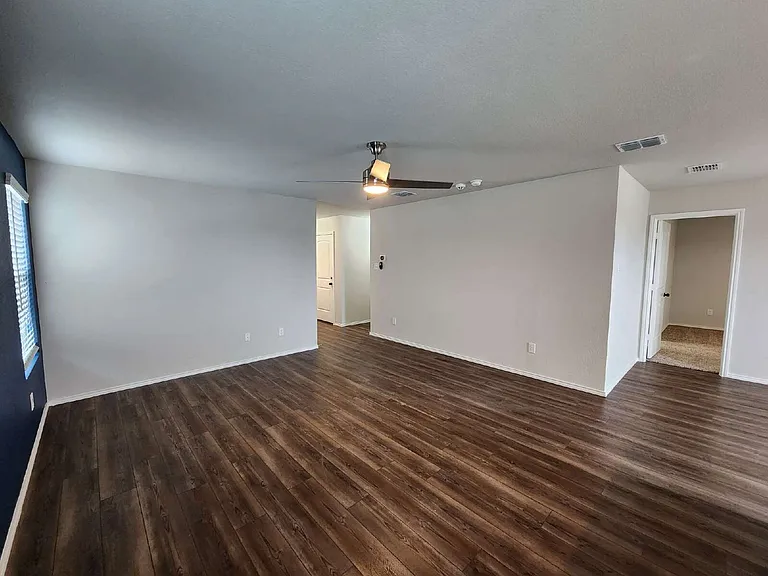 14428 Cloudview Way — Photo 5
