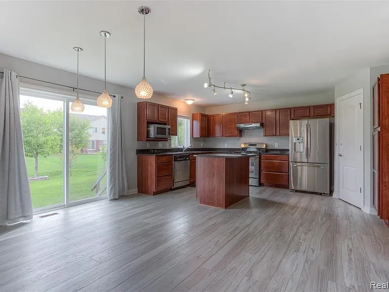 711 Cherry Stone Dr — Photo 6