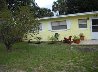 200 Collins Dr, Sanford, FL 32773