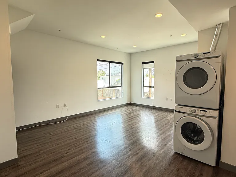 5036 S Slauson Ave #8 — Photo 7