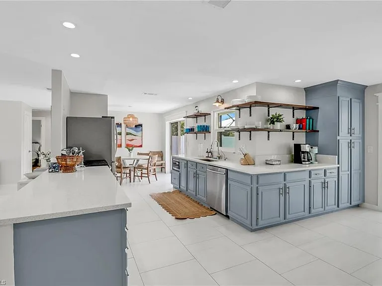 2680 Longboat Dr — Photo 10