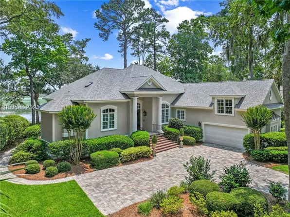71 Peninsula Dr, Hilton Head Island, SC 29926