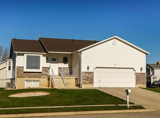 3852 W 5050 S, Roy, UT 84067