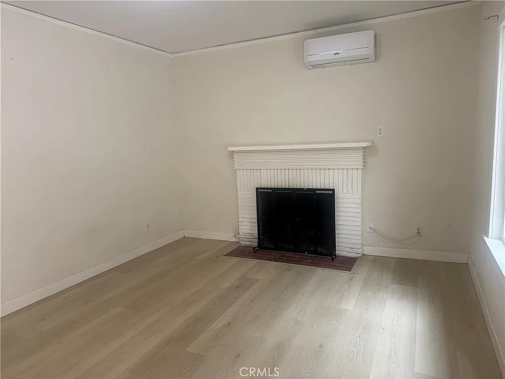 1108 S 8th Ave — Photo 4