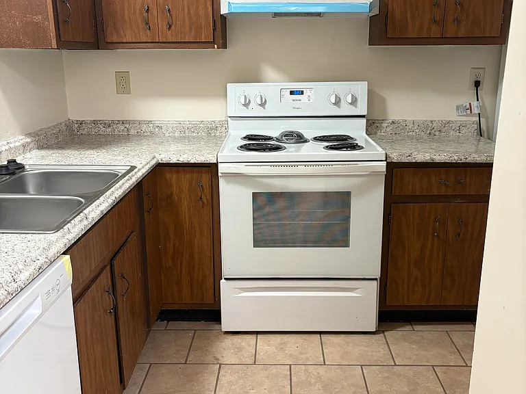 47 Vinway Ct — Photo 5