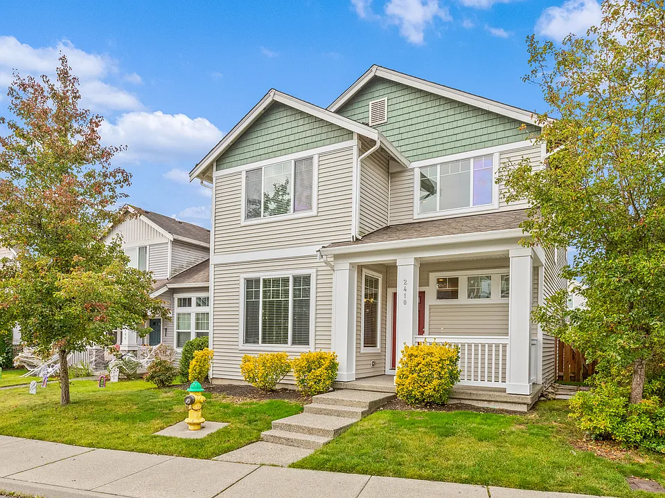 2410 88th Dr NE
