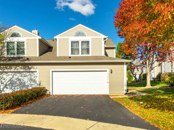 2342 Hamilton Pl, Schaumburg, IL 60194