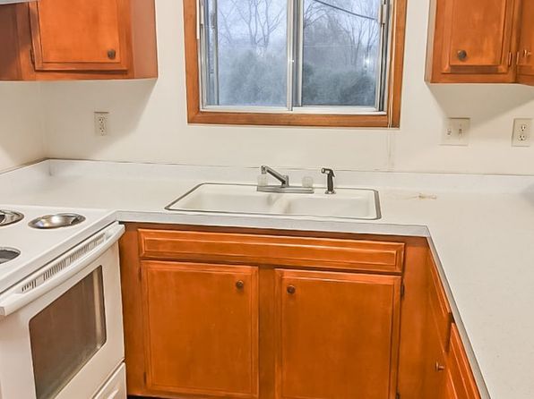 825 12th St., 825 12th St #2, Baraboo, WI 53913