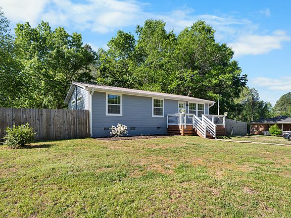 5th image of 454 Cedar Creek Rd