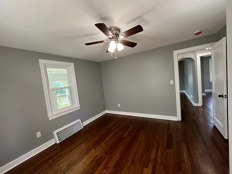 202 Canaan Rd — Photo 10