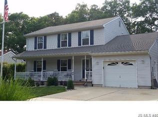 84 Lighthouse Dr, Manahawkin, NJ 08050