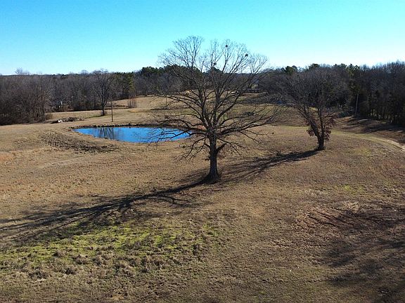 2nd image of 2023 Gravel Springs Rd
