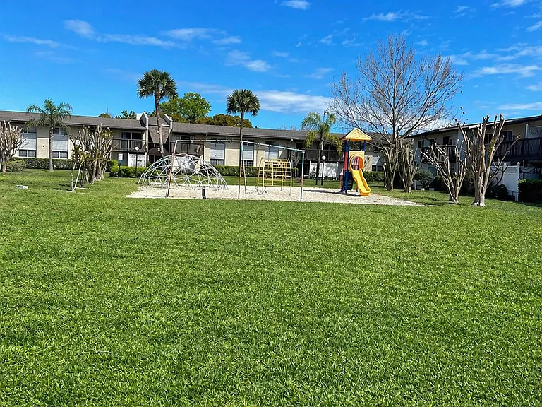 1695 Lee Rd #C206 — Photo 13