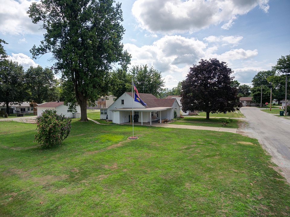 807 & 809 E Short St, Tuscola, IL 61953 Zillow