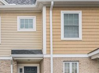 37 Alden St APT U, Hartford, CT 06114