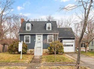 25 Sherman Rd, Wakefield, MA 01880