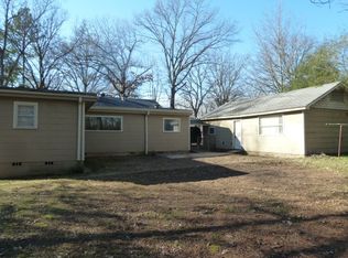 1724 Maple Ave, Florence, AL 35630