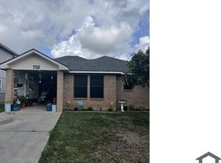 119 NW 40th St, San Antonio, TX 78237