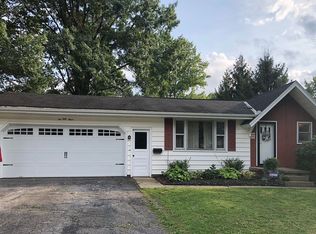 253 Blueberry Dr, Columbiana, OH 44408