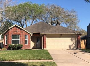 1914 Edinburg Ave, League City, TX 77573