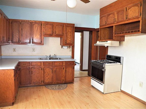 Kitchen/custom cabinets