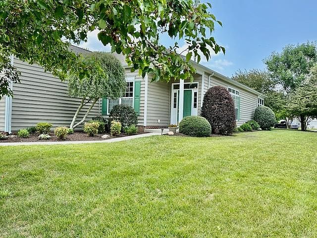 1st image of 6247 Sommerset Ln