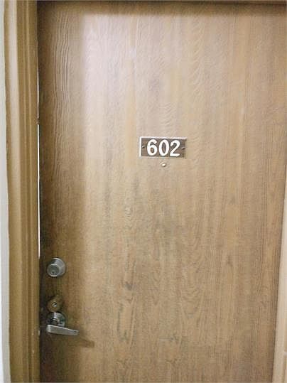 1st image of 1989 Wyandotte St #10793989