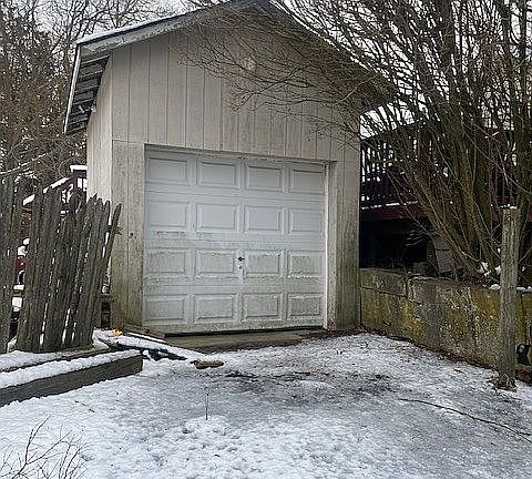 5th image of 41 West Dr
