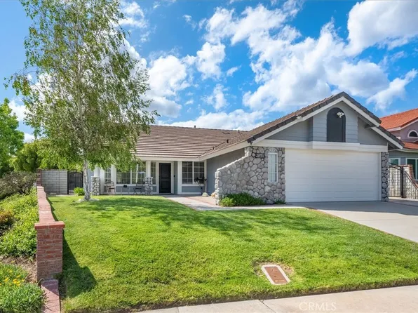 28701 Citrus Pl, Santa Clarita, CA 91390