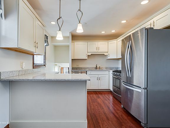 3rd image of 17337 Oketo Ave