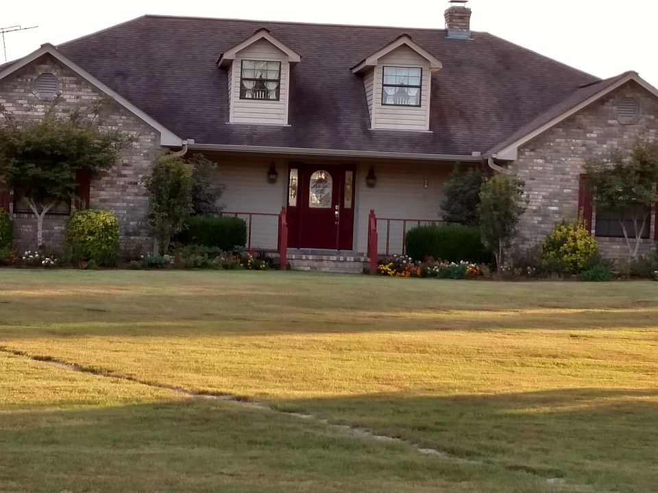 1st image of 2207 Columbia Road 528
