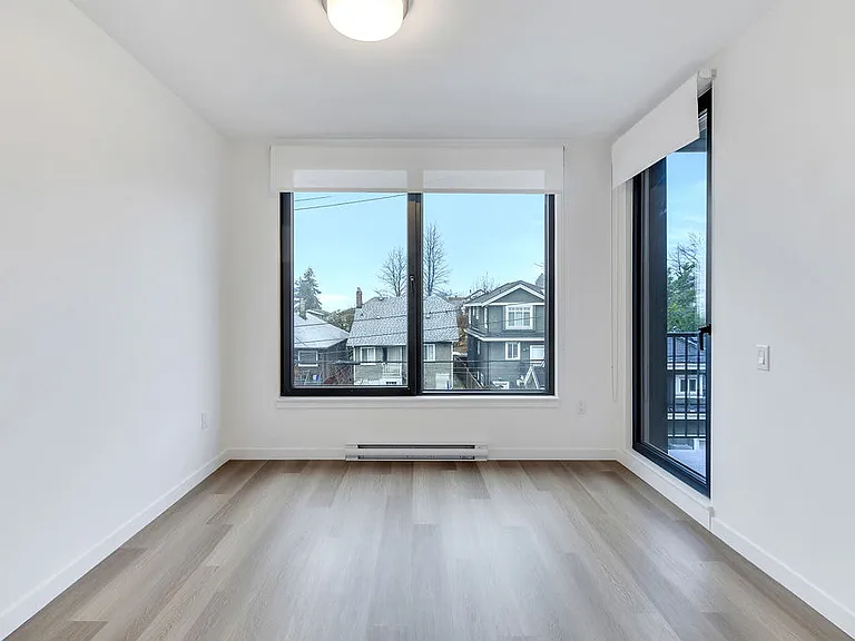 3455 Hastings St E — Photo 82