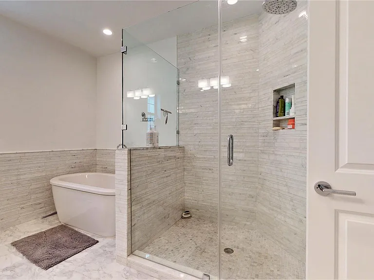 5422 Darling St #C — Photo 30