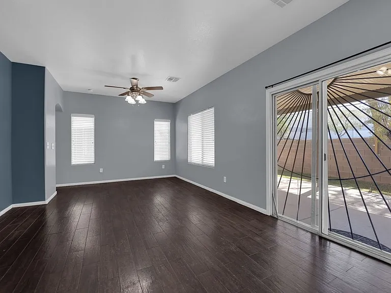 7861 Juniper Forest St — Photo 12