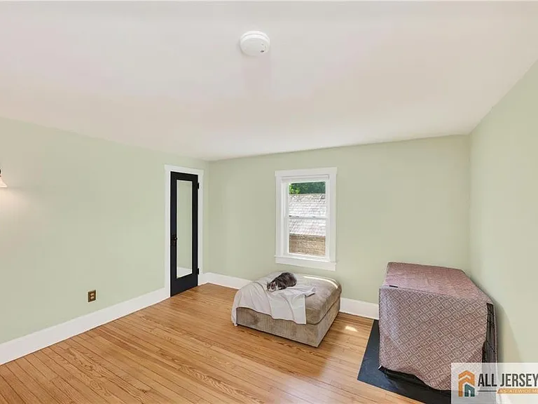 12 Capner St — Photo 19